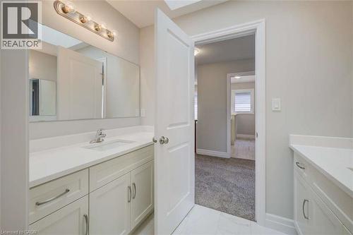 83 Crosswinds Drive, Kitchener, ON - Indoor Photo Showing Bathroom