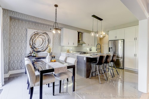 18 Northglen Boulevard, Clarington, ON - Indoor