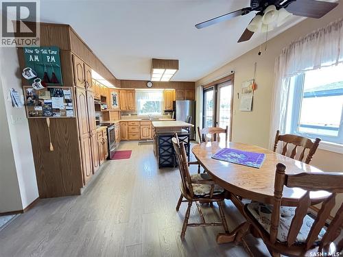 11 2Nd Avenue W, Maple Creek, SK - Indoor Photo Showing Dining Room