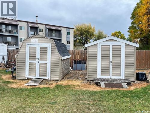 11 2Nd Avenue W, Maple Creek, SK - Outdoor