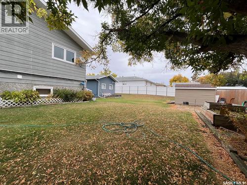 11 2Nd Avenue W, Maple Creek, SK - Outdoor