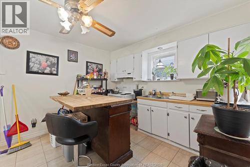1217 Henry Ford Centre, Windsor, ON - Indoor Photo Showing Kitchen With Double Sink
