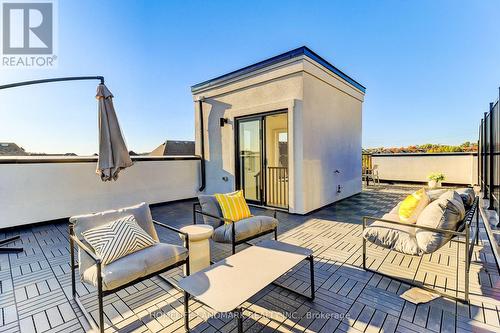 31 Bancroft Lane, Richmond Hill, ON - Outdoor With Deck Patio Veranda With Exterior