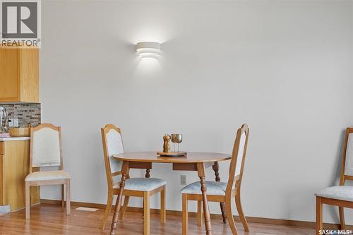 5 412 Lake Avenue, Manitou Beach, SK - Indoor Photo Showing Dining Room