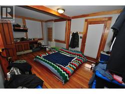 Primary bedroom main floor - 