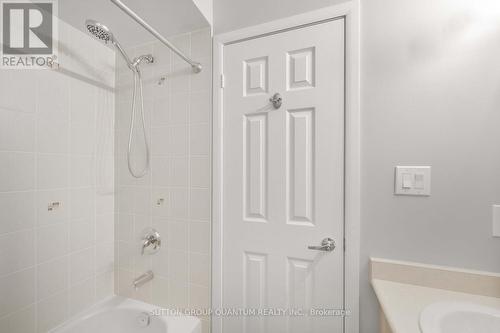 #38 - 1250 St Martins Drive, Pickering, ON - Indoor Photo Showing Bathroom