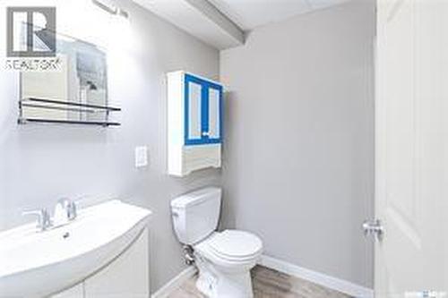 5128 Aerial Crescent, Regina, SK - Indoor Photo Showing Bathroom