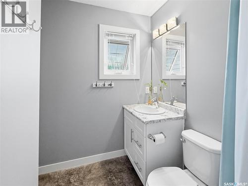 5128 Aerial Crescent, Regina, SK - Indoor Photo Showing Bathroom