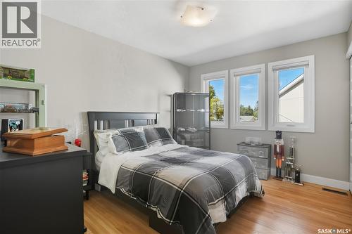 34 Leslie Place, Regina, SK - Indoor Photo Showing Bedroom
