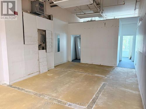 215 - 550 Highway 7 E, Richmond Hill, ON 