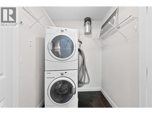 725 Trans Canada Highway, Sicamous, BC - Indoor Photo Showing Laundry Room