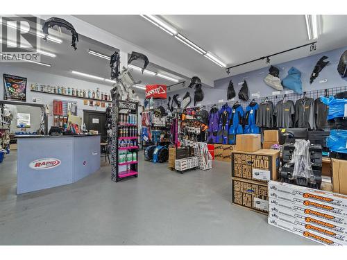 725 Trans Canada Highway, Sicamous, BC - Indoor