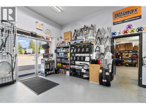 725 Trans Canada Highway, Sicamous, BC - Indoor