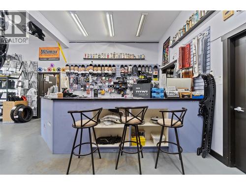 725 Trans Canada Highway, Sicamous, BC - Indoor