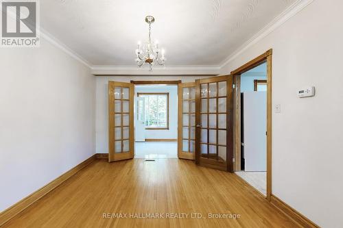 38 Courton Drive, Toronto, ON - Indoor Photo Showing Other Room