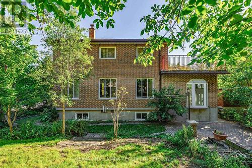 38 Courton Drive, Toronto, ON - Outdoor