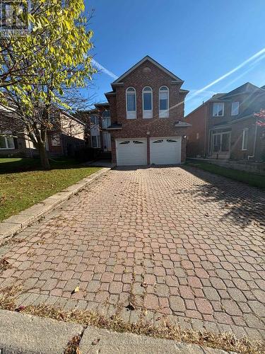 25 WESTMORELAND COURT  Markham, ON L3R 8L9