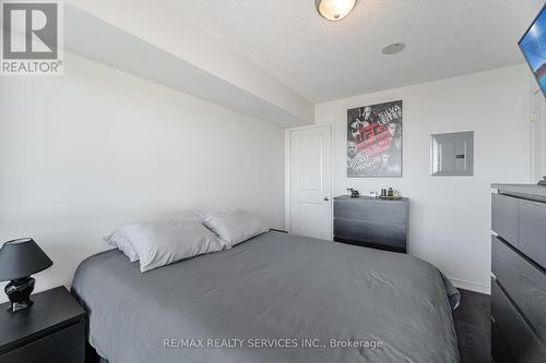 2003 - 9 George Street N, Brampton, ON - Indoor Photo Showing Bedroom