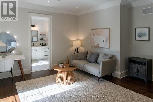 64 Ravina Crescent, Hamilton, ON - Indoor Photo Showing Other Room