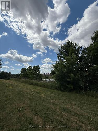 8 Pomarine Way, Brampton, ON 