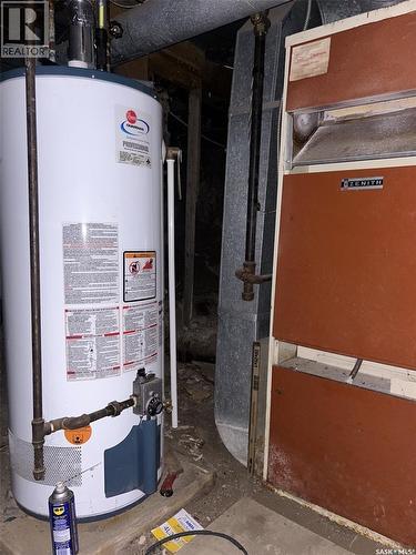 307 6Th Avenue E, Biggar, SK - Indoor Photo Showing Basement