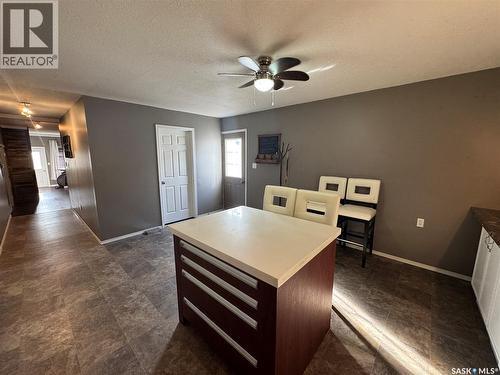 307 6Th Avenue E, Biggar, SK - Indoor Photo Showing Other Room