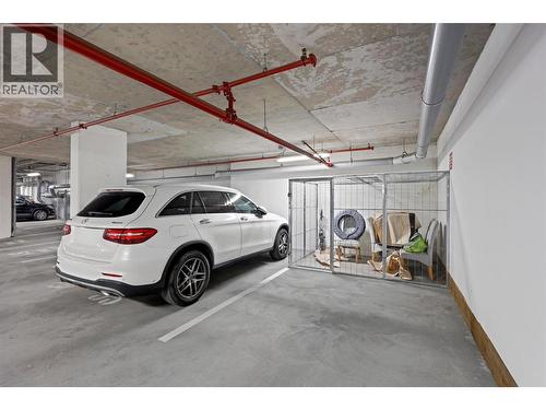 885 University Drive Unit# 308, Kamloops, BC - Indoor Photo Showing Garage