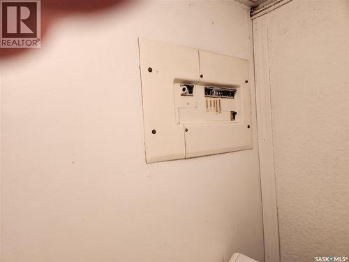 19 10Th Avenue Ne, Swift Current, SK - Indoor