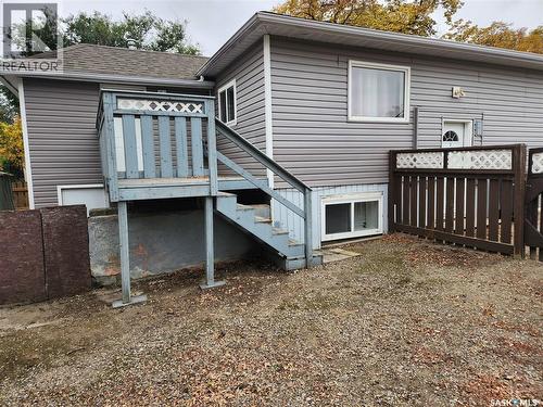19 10Th Avenue Ne, Swift Current, SK - Outdoor With Exterior