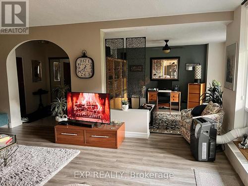 104 - 5250 Lakeshore Road, Burlington (Appleby), ON - Indoor