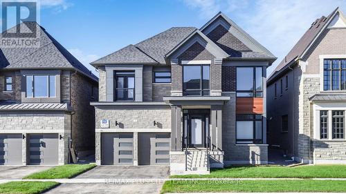 8 SAXBY FARM AVENUE  King, ON L7B 0T1