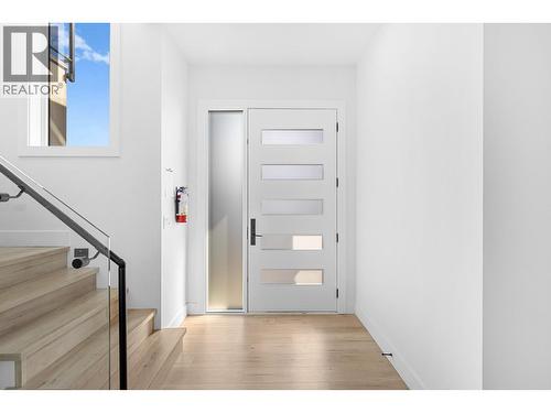 2842 Copper Ridge Drive, West Kelowna, BC - Indoor Photo Showing Other Room