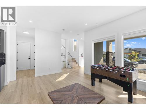2842 Copper Ridge Drive, West Kelowna, BC - Indoor Photo Showing Other Room