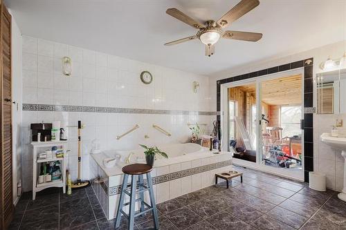 135 Third Ave, Letellier, MB 