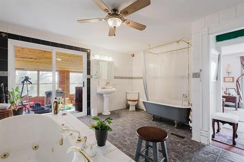 135 Third Ave, Letellier, MB 