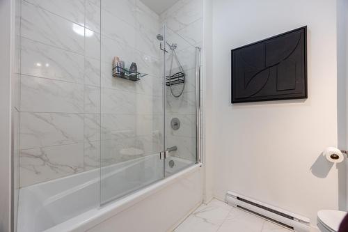 Bathroom - 109-9175 Rue Lennon, Brossard, QC - Indoor Photo Showing Bathroom