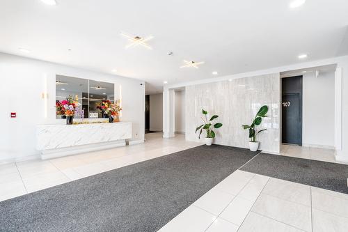 Hall - 109-9175 Rue Lennon, Brossard, QC - Indoor Photo Showing Other Room