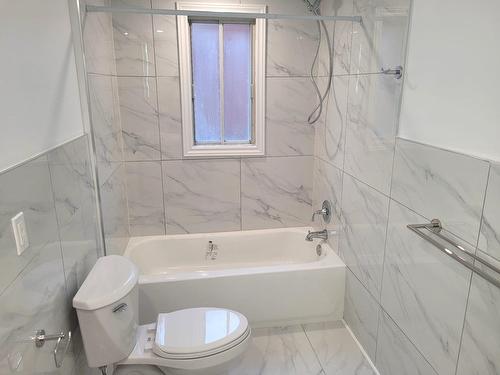 Bathroom - 1945  - 1949 Rue De Beaurivage, Montréal (Mercier/Hochelaga-Maisonneuve), QC - Indoor Photo Showing Bathroom