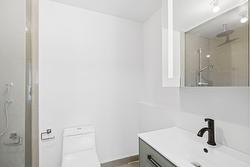 Ensuite bathroom - 