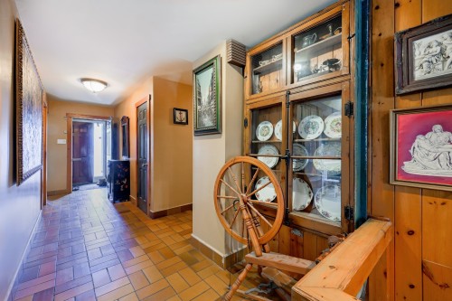 Coin-repas - 12210 Rue Jasmin, Montréal (Ahuntsic-Cartierville), QC - Indoor Photo Showing Other Room