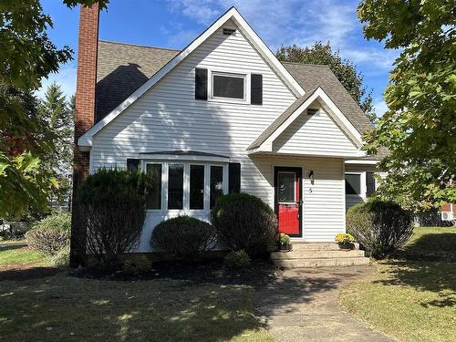 5 Pattillo Avenue  Truro, NS B2N 1K5