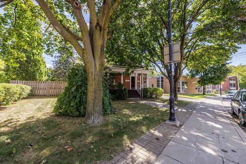 Frontage - 692 Ch. Du Bord-Du-Lac-Lakeshore, Dorval, QC - Outdoor