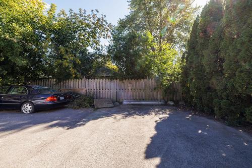 Parking - 692 Ch. Du Bord-Du-Lac-Lakeshore, Dorval, QC - Outdoor