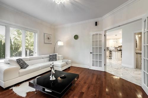 Salle familiale - 425 Av. Des Crécerelles, Beaconsfield, QC - Indoor Photo Showing Living Room