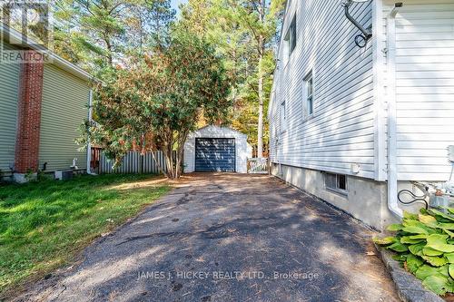 13 Thomson Crescent, Deep River, ON - Outdoor