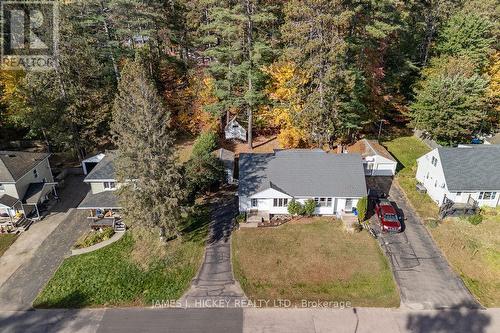 13 Thomson Crescent, Deep River, ON - Outdoor