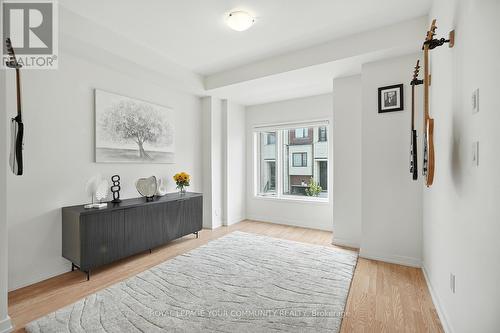 19 Heathrow Lane, Caledon, ON - Indoor Photo Showing Other Room