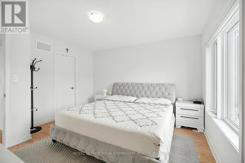19 Heathrow Lane, Caledon, ON - Indoor Photo Showing Bedroom