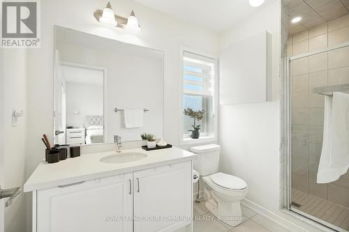 19 Heathrow Lane, Caledon, ON - Indoor Photo Showing Bathroom