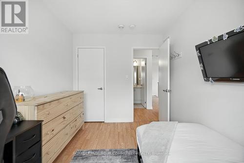 19 Heathrow Lane, Caledon, ON - Indoor Photo Showing Bedroom